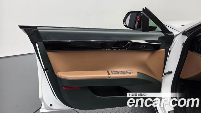 Hyundai Grandeur 2023 — photo 14