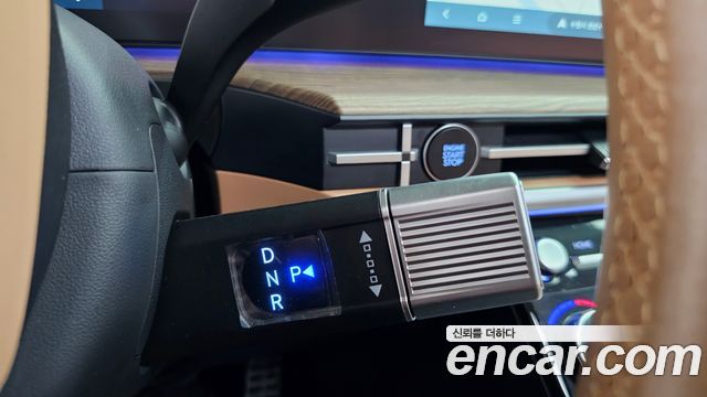 Hyundai Santafe 2025 — photo 12