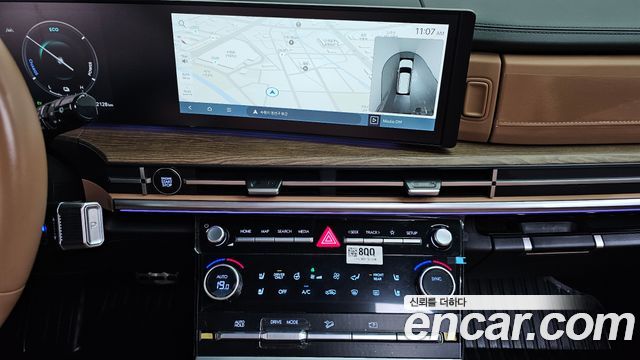 Hyundai Santafe 2025 — photo 18