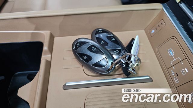 Hyundai Santafe 2025 — photo 22