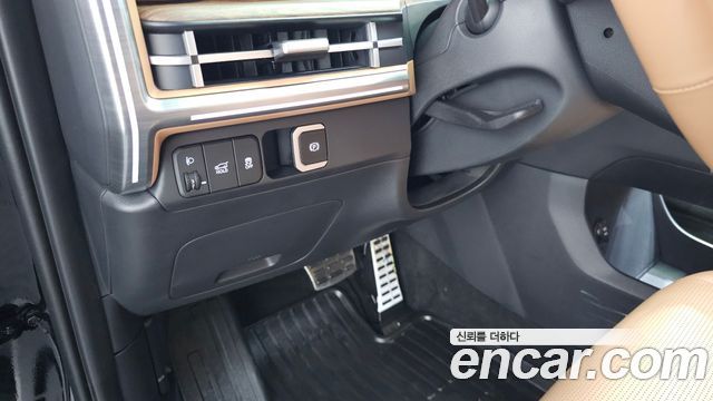 Hyundai Santafe 2025 — photo 27