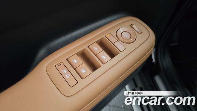 Hyundai Santafe 2025 — photo 29