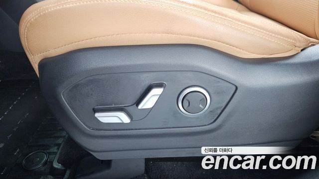 Hyundai Santafe 2025 — photo 30