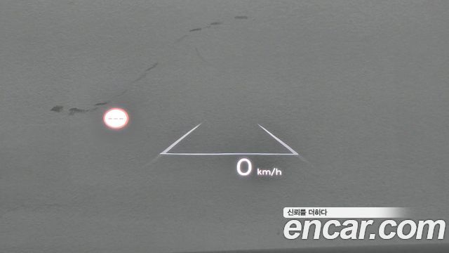 Hyundai Santafe 2025 — photo 31