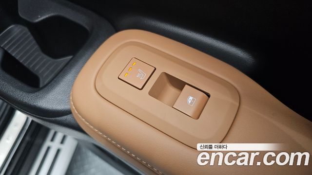 Hyundai Santafe 2025 — photo 37