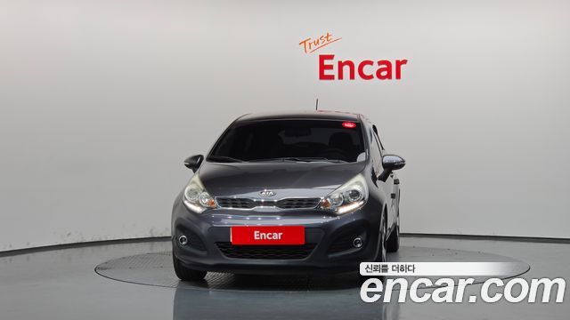 Kia pride 2012 — photo 3