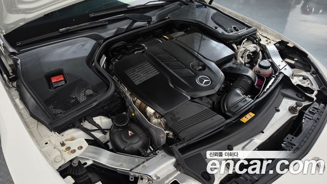 Mercedes-Benz CLS-Class 2022 — photo 6