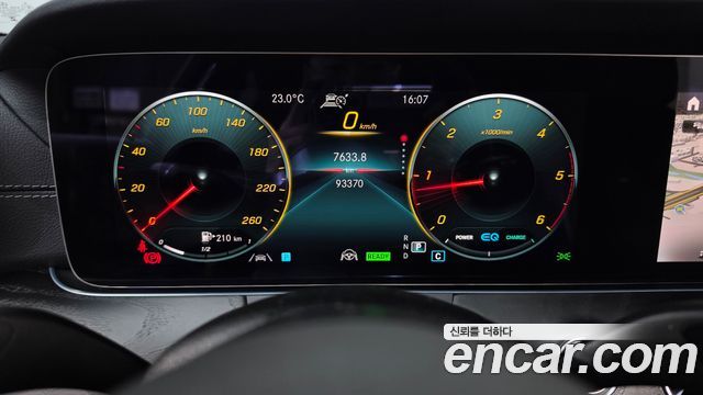 Mercedes-Benz CLS-Class 2022 — photo 11