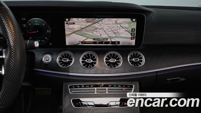 Mercedes-Benz CLS-Class 2022 — photo 19