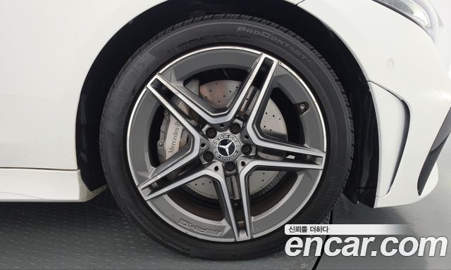 Mercedes-Benz CLS-Class 2022 — photo 7