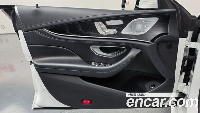 Mercedes-Benz CLS-Class 2022 — photo 14