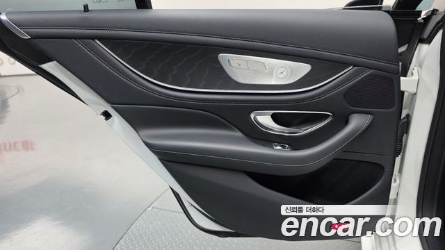 Mercedes-Benz CLS-Class 2022 — photo 15