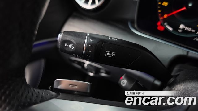 Mercedes-Benz CLS-Class 2022 — photo 29