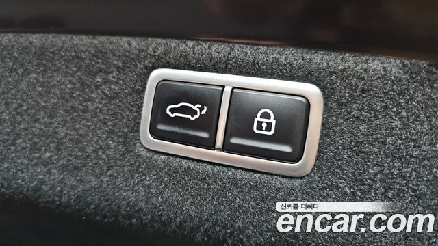 Genesis G70 2023 — photo 24