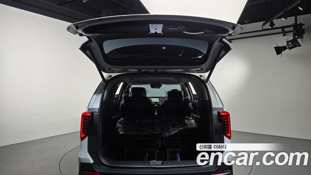 Kia Canival 2027 — photo 23
