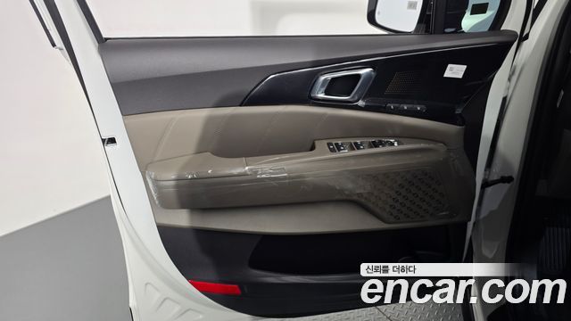 Kia Canival 2027 — photo 14
