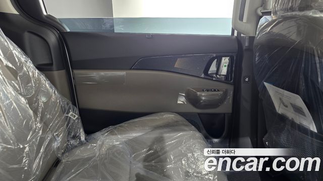 Kia Canival 2027 — photo 15