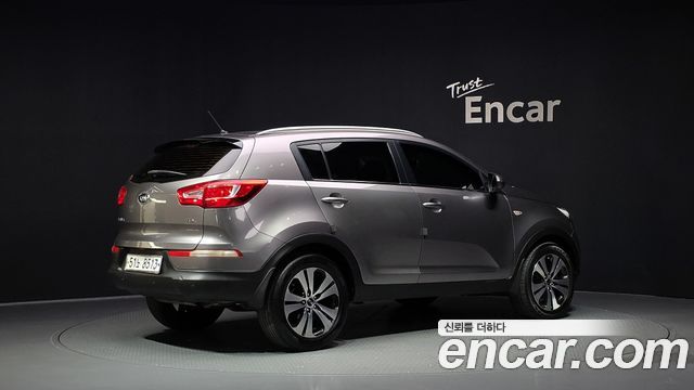 Kia Sportage 2012 — photo 2