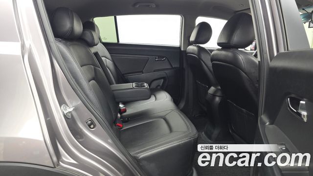 Kia Sportage 2012 — photo 12