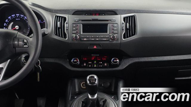 Kia Sportage 2012 — photo 14