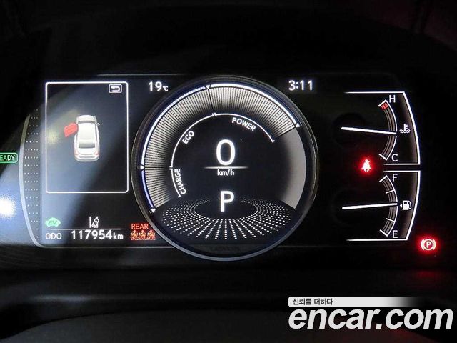 Lexus ES 2019 — photo 8