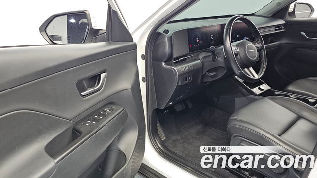 Hyundai Kona 2023 — photo 13