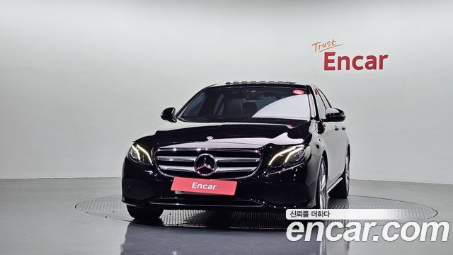 Mercedes-Benz E-Class 2018 — photo 3