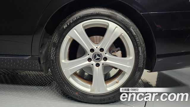 Mercedes-Benz E-Class 2018 — photo 7