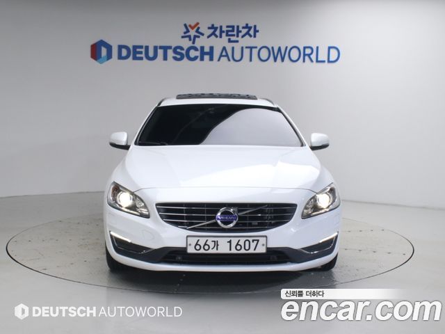 Volvo V60 2017 — photo 3
