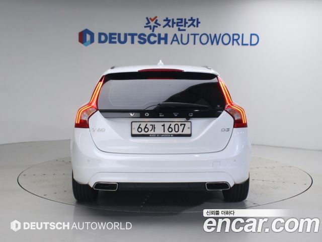 Volvo V60 2017 — photo 4