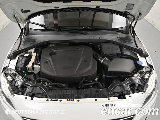 Volvo V60 2017 — photo 6