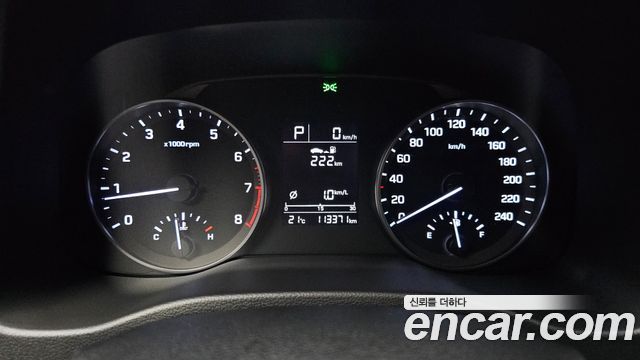 Hyundai AVANTE 2017 — photo 8