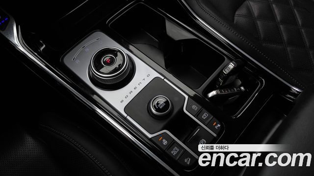 Kia Sorento 2023 — photo 12
