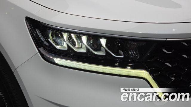 Kia Sorento 2023 — photo 8