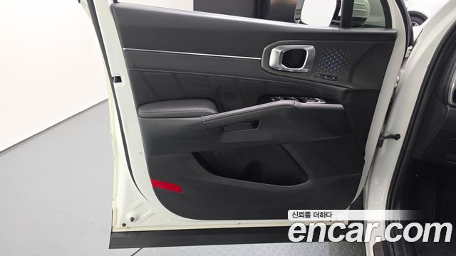 Kia Sorento 2023 — photo 14