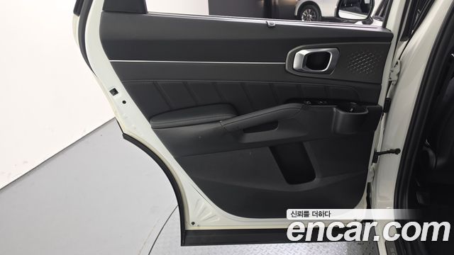 Kia Sorento 2023 — photo 15