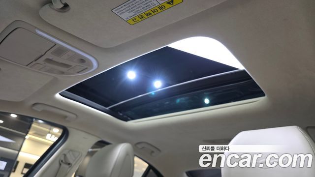 Genesis G70 2018 — photo 25