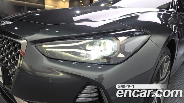 Genesis G70 2018 — photo 8