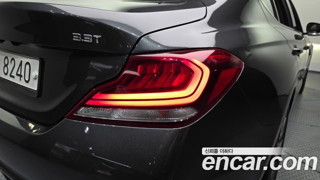 Genesis G70 2018 — photo 9
