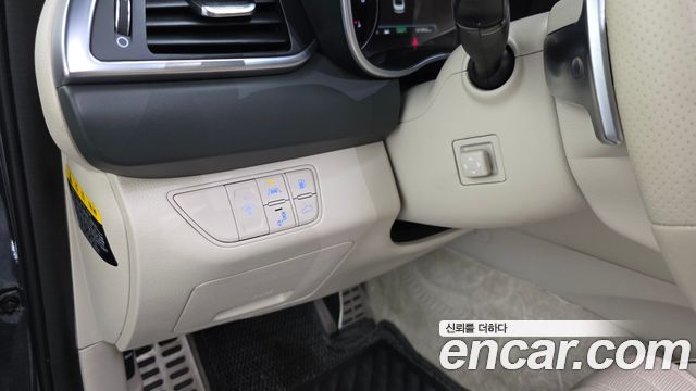 Genesis G70 2018 — photo 30