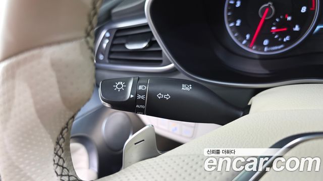 Genesis G70 2018 — photo 31