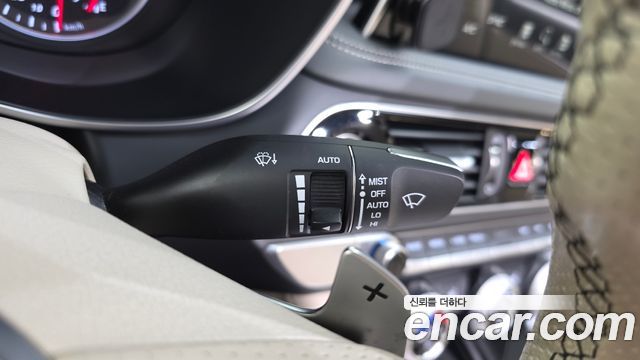 Genesis G70 2018 — photo 32