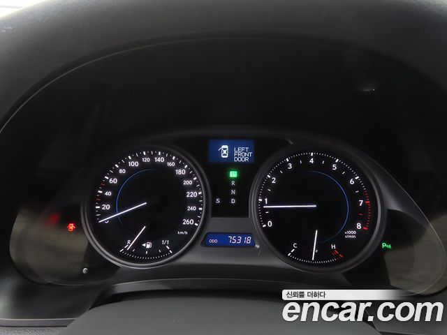 Lexus IS 2008 — photo 9
