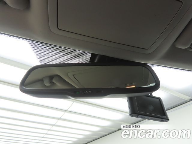 Lexus IS 2008 — photo 12