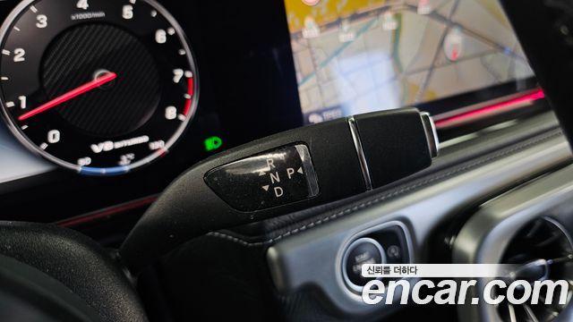 Mercedes-Benz G-Class 2020 — photo 9