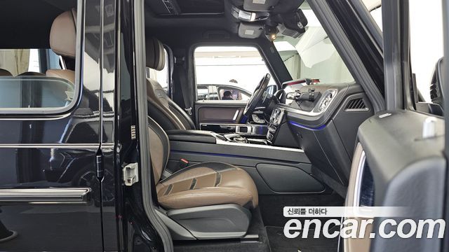 Mercedes-Benz G-Class 2020 — photo 11