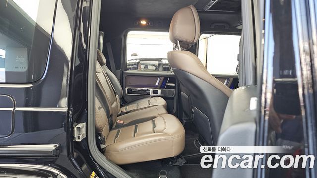 Mercedes-Benz G-Class 2020 — photo 12