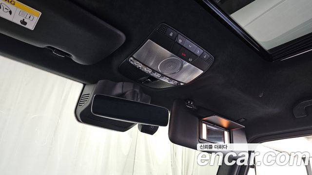 Mercedes-Benz G-Class 2020 — photo 18