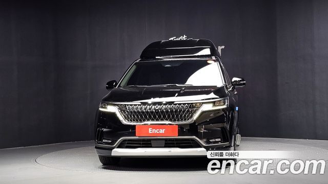 Kia Canival 2023 — photo 3