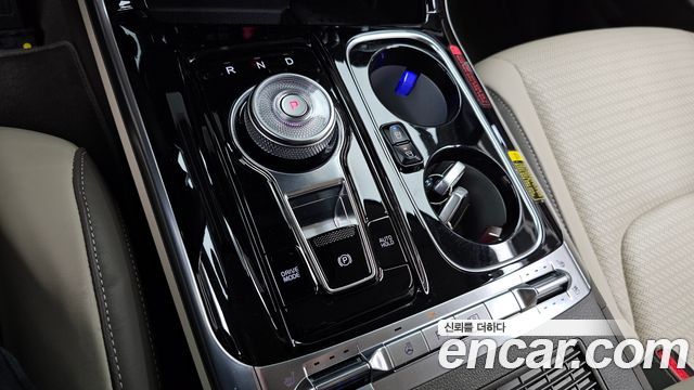 Kia Canival 2023 — photo 12